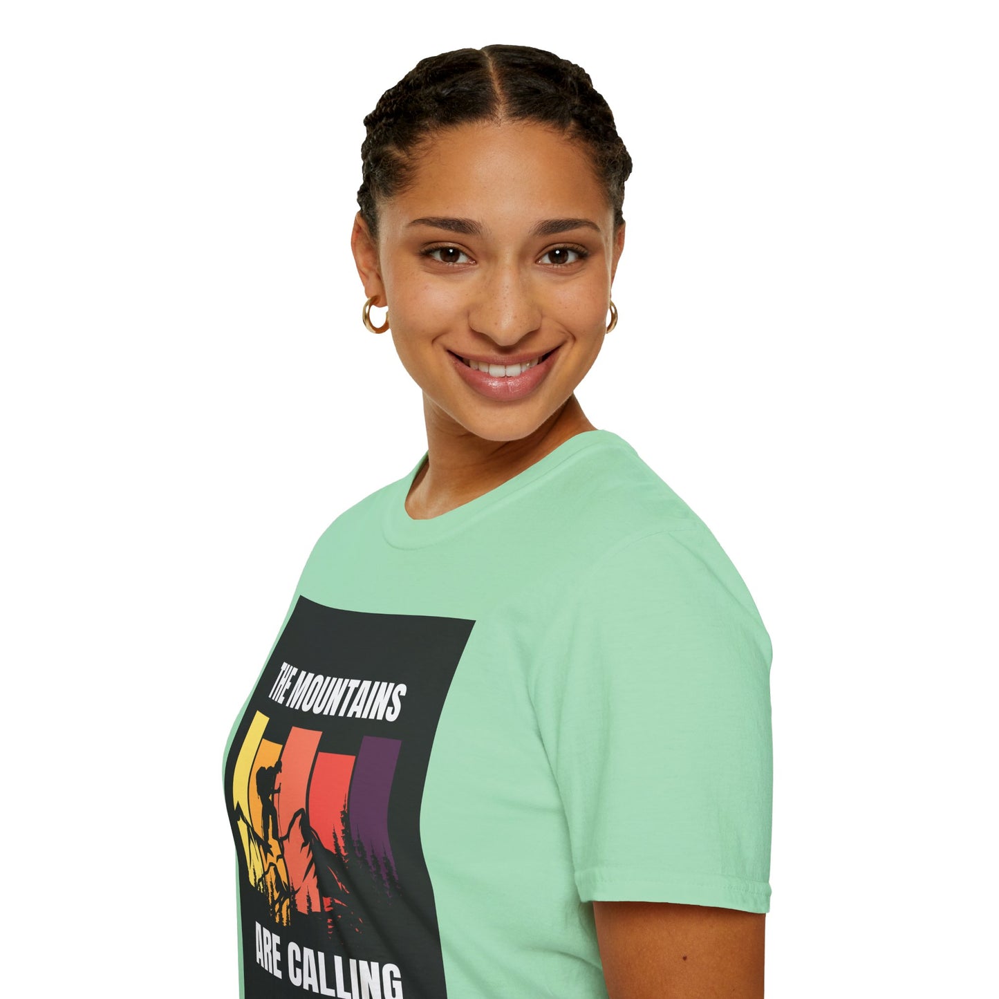 The Mountains Are Calling Tee – Adventure Shirt for Nature Lovers